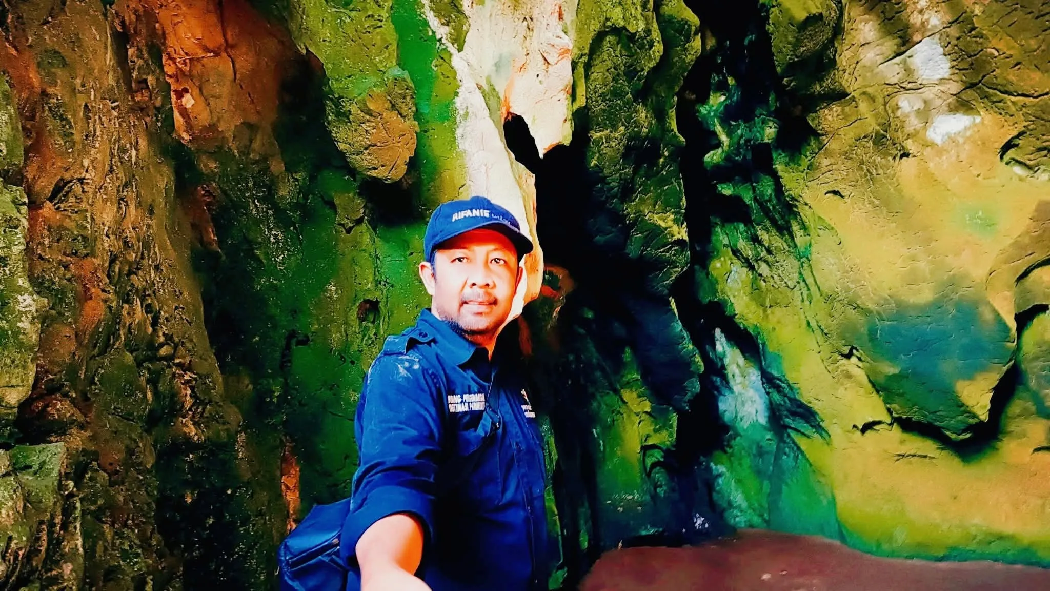 Lumut Cave